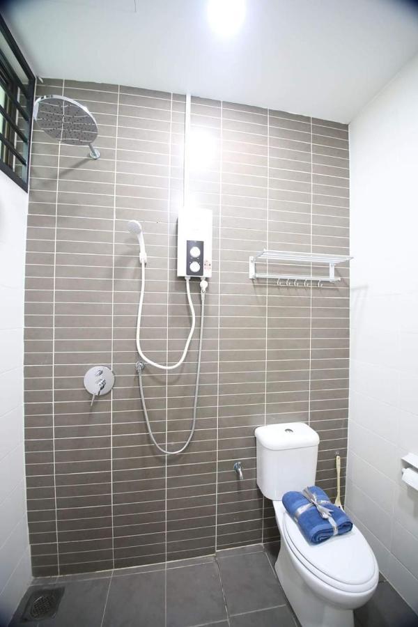 Viva Homestay @ Jb Mount Austin Ikea, Aeon, Toppen, Bubble Tea Town Джохор Бахру Екстериор снимка